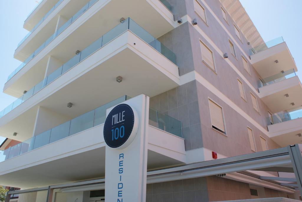 Residence Millecento チェゼナーティコ エクステリア 写真